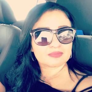 Meet your Posher, Chela